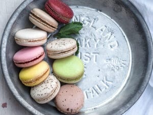 Macarons à la Crème au Beurre Française