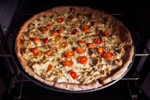 La Meilleure Pizza au Poulet BBQ