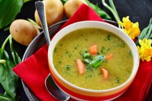 Soupe Verte Détox aux Légumes d’Hiver