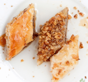 Baklava – Feuilleté Grec aux Noix, Miel et Épices